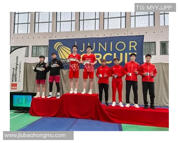 广州羽毛球队的速度之美与技巧探秘让我们一起领略羽坛风云